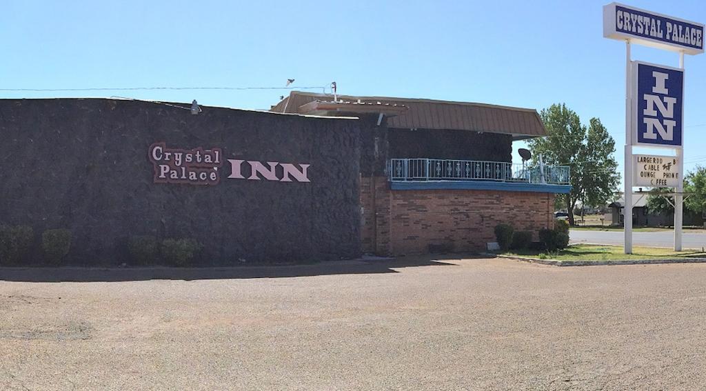 Crystal Palace Inn Brownfield Экстерьер фото